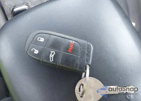 2015 Chrysler 200 Limited из США, поврежденный, VIN 1C3CCCAB7FN620902